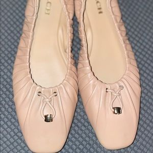 Coach Eleanor Flats Nude Size 8
